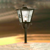 Iluminação de Sobremuro Lara com ornamentos