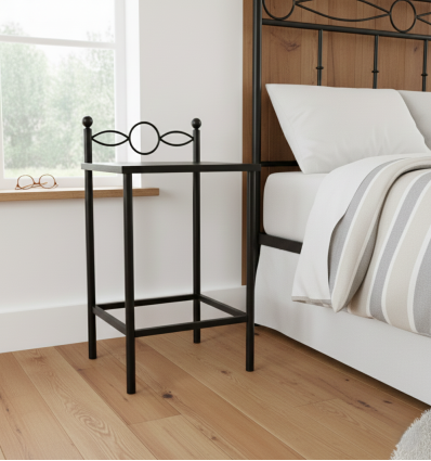 Mesita de noche de forja Greca