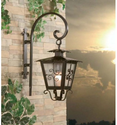 Farol con pescante Lara con adornos