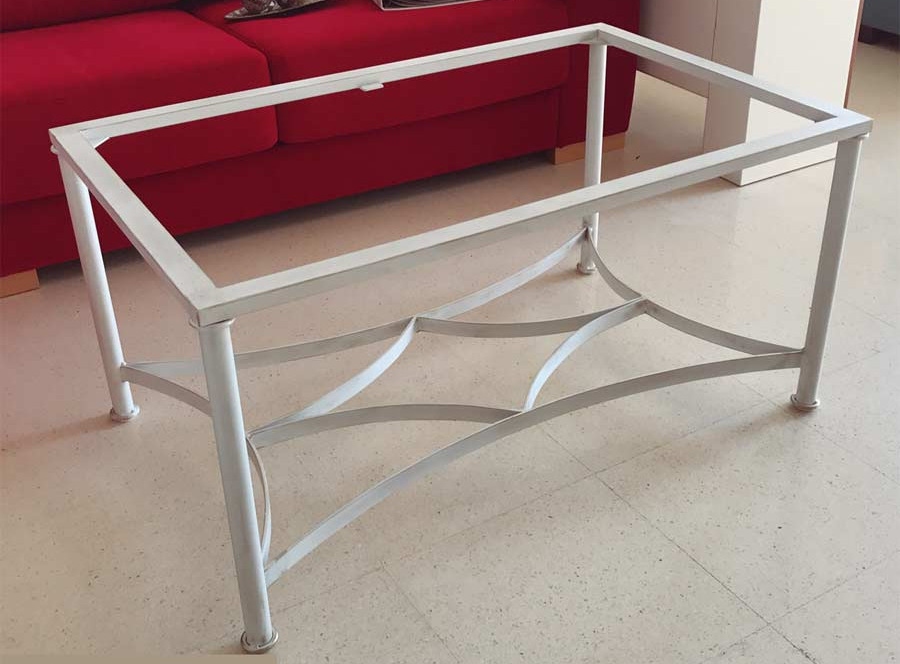 Mesa elevable blanca de forja